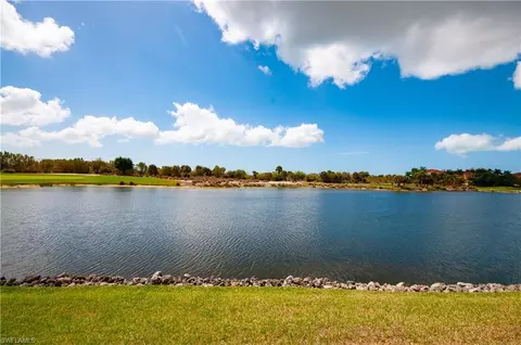 1538 Mainsail Dr #5, Naples, FL 34114