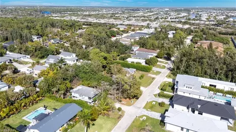 3045 Woodside Ave, Naples, FL 34112 photo 17