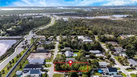 3045 Woodside Ave, Naples, FL 34112