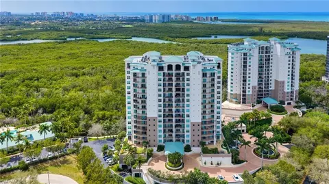 455 Cove Tower Dr #304, Naples, FL 34110
