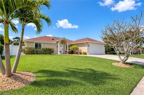 1421 Bermuda Rd, Marco Island, FL 34145