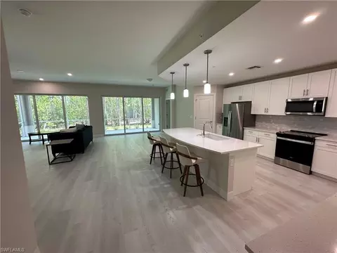214 Indies Dr E #101, Naples, FL 34114