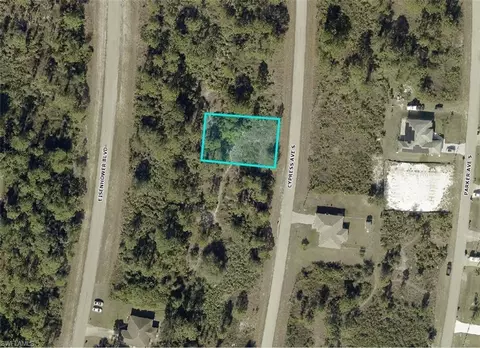 516 Cypress Ave S, Lehigh Acres, FL 33974