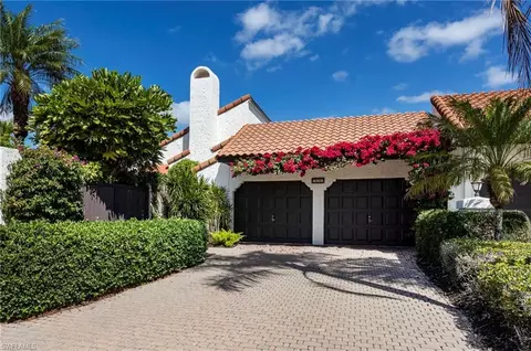 516 Tierra Mar Ln E #5, Naples, FL 34108
