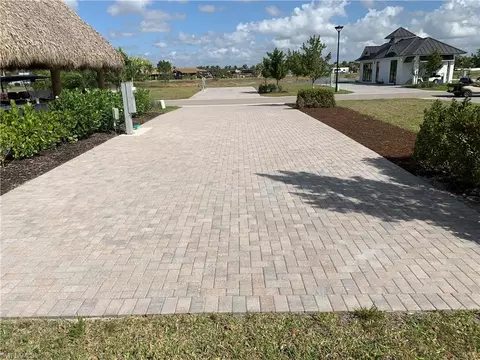 5570 Laguna Caribe Cir, Fort Myers, FL 33905