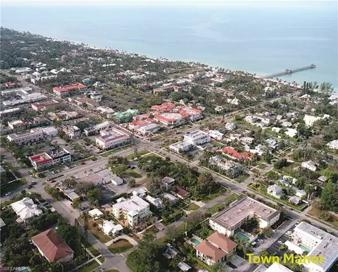 View/Area - 1021 3rd St S #306, Naples, FL 34102 photo 2 of 8