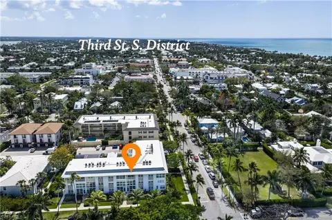 View/Area - 1021 3rd St S #306, Naples, FL 34102 photo 7 of 8