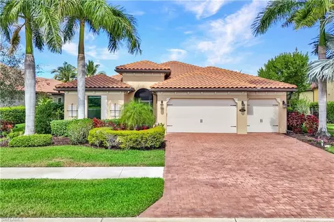 1621 Songbird Ct, Naples, FL 34120