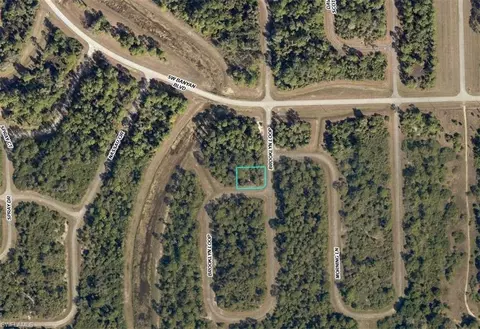 706 Brooklyn Loop, Labelle, FL 33935 photo 2