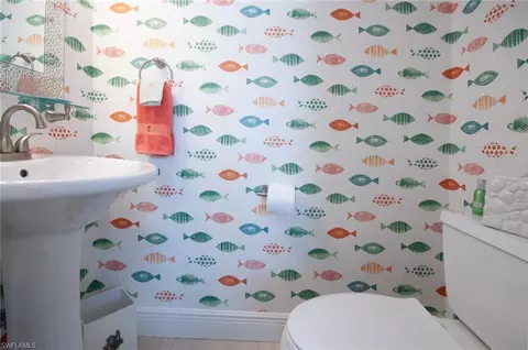 Bath - 680 12th Ave S #680, Naples, FL 34102 photo 2 of 2
