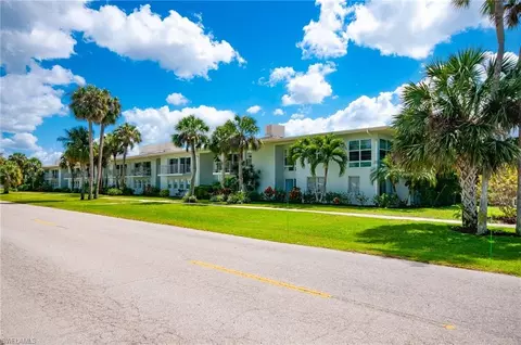Exterior - 680 12th Ave S #680, Naples, FL 34102 photo 5 of 9