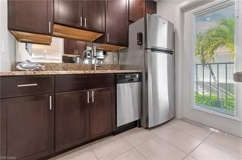 Kitchen - 680 12th Ave S #680, Naples, FL 34102 photo 2 of 2