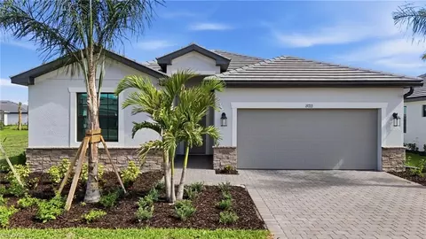 19213 Gentry Pl, Estero, FL 33928