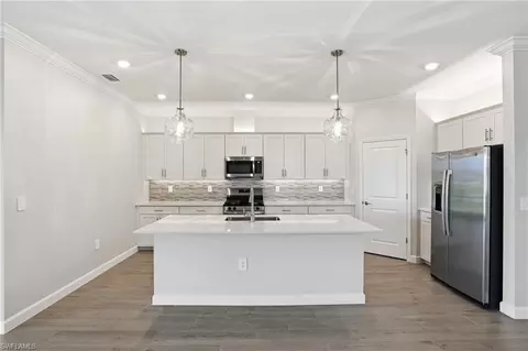 Kitchen - 19213 Gentry Pl, Estero, FL 33928 photo 3 of 4