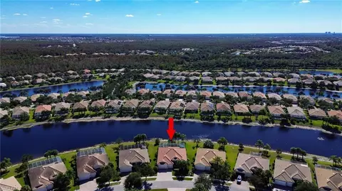 8574 Julia Ln, Naples, FL 34114