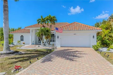 18259 Royal Hammock Blvd, Naples, FL 34114