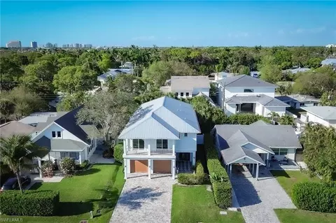 1075 Frank Whiteman Blvd, Naples, FL 34103