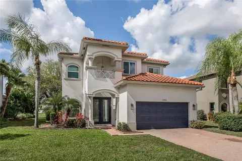 1880 Par Dr, Naples, FL 34120