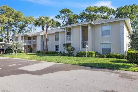 716 Landover Cir #103, Naples, FL 34104