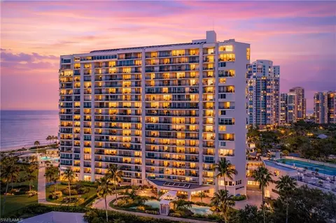 4041 Gulf Shore Blvd N #1007, Naples, FL 34103