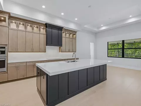 Kitchen - 67 Willowick Dr, Naples, FL 34110 photo 1 of 3
