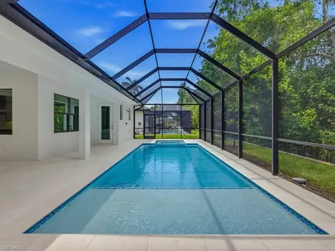 Exterior - 67 Willowick Dr, Naples, FL 34110 photo 8 of 10