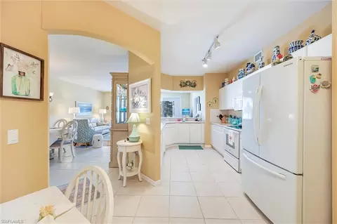 8085 Celeste Dr #811, Naples, FL 34113 photo 24