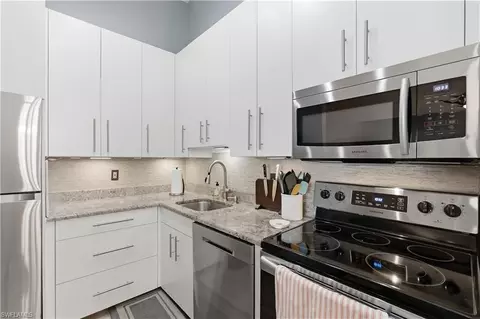 14861 Summerlin Woods Dr #6, Fort Myers, FL 33919