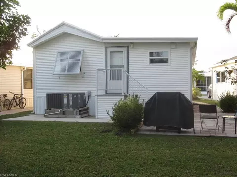 Exterior - 10927 Ground Dove Cir, Estero, FL 33928 photo 3 of 9