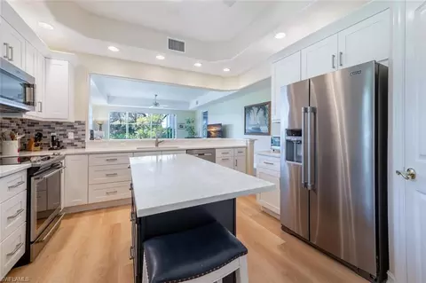 3115 Lancaster Dr #801, Naples, FL 34105 photo 9