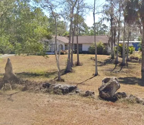 1750 24th Ave NE, Naples, FL 34120