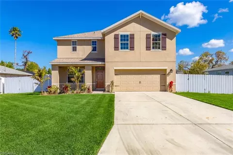 1717 SW 3rd Pl, Cape Coral, FL 33991
