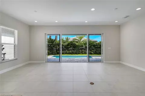 Living - 2741 Durham Cir, Naples, FL 34112 photo 2 of 5