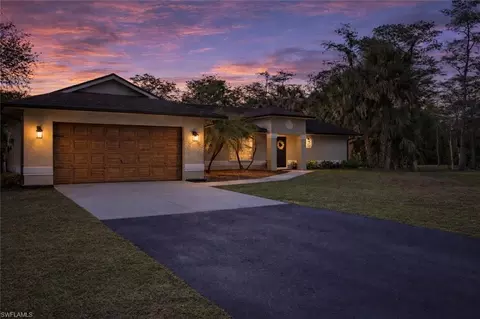 99 19th St NW, Naples, FL 34120