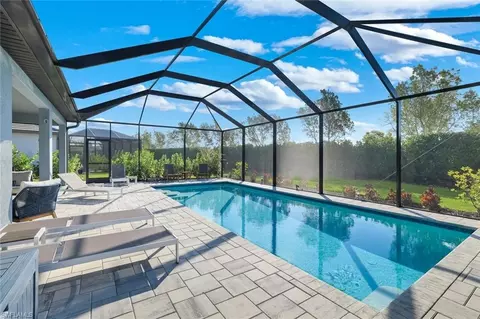 1944 Yellowfin Cir, Naples, FL 34114
