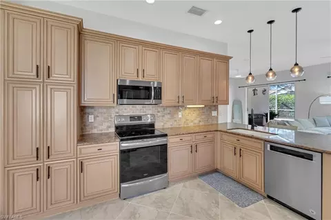 9406 Sun River Way, Estero, FL 33928 photo 9