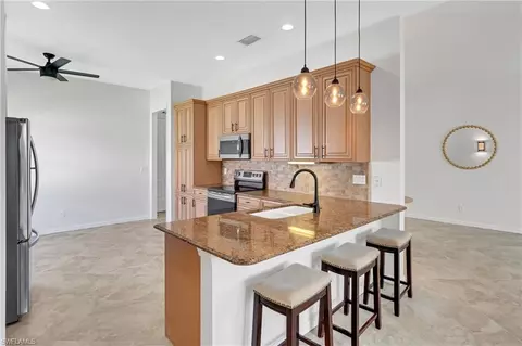 9406 Sun River Way, Estero, FL 33928 photo 12