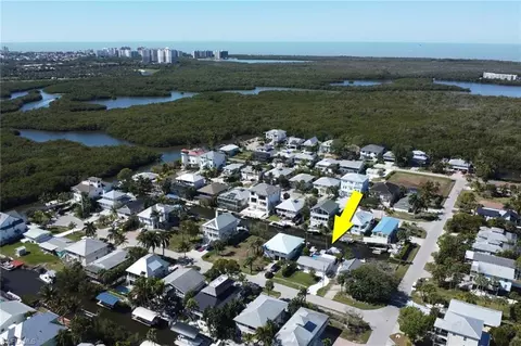 View/Area - 1293 Rainbow Ct, Naples, FL 34110 photo 5 of 7