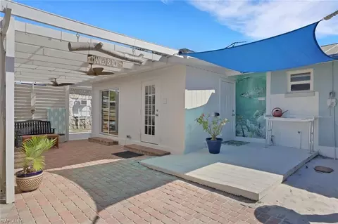 Exterior - 1293 Rainbow Ct, Naples, FL 34110 photo 5 of 14