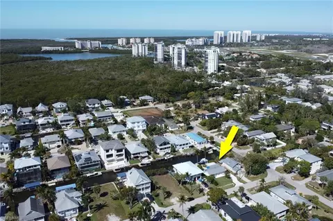 View/Area - 1293 Rainbow Ct, Naples, FL 34110 photo 6 of 7