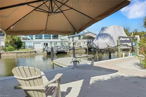 Exterior - 1293 Rainbow Ct, Naples, FL 34110 photo 7 of 14