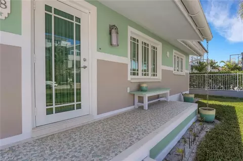 Exterior - 1278 Rainbow Ct, Naples, FL 34110 photo 4 of 8