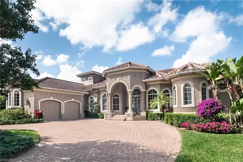 3433 Crayton Rd, Naples, FL 34103