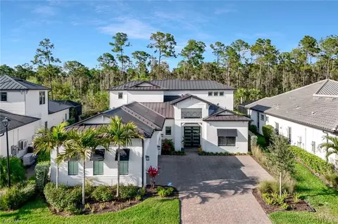 16249 Verilyn Cir, Naples, FL 34110