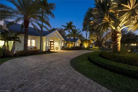 Exterior - 1438 Murex Dr, Naples, FL 34102 photo 16 of 20