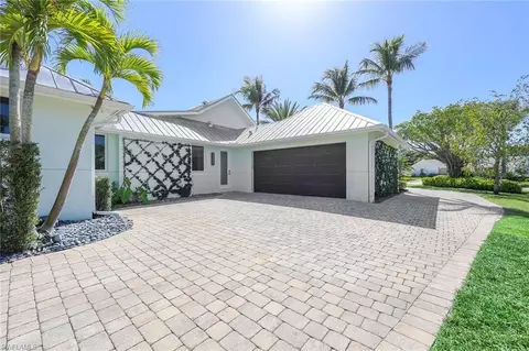 Exterior - 1438 Murex Dr, Naples, FL 34102 photo 13 of 20