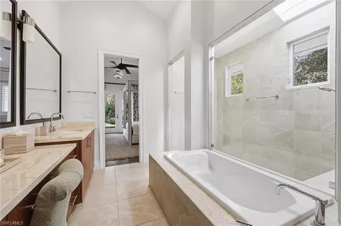 Bath - 1438 Murex Dr, Naples, FL 34102 photo 2 of 4