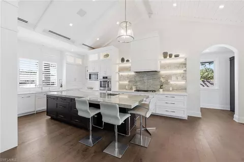 Kitchen - 1438 Murex Dr, Naples, FL 34102 photo 2 of 6