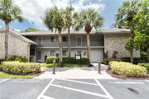 746 Eagle Creek Dr W #104, Naples, FL 34113