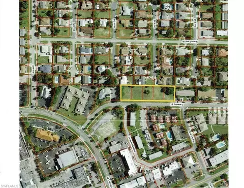 573 Tallwood St, Marco Island, FL 34145